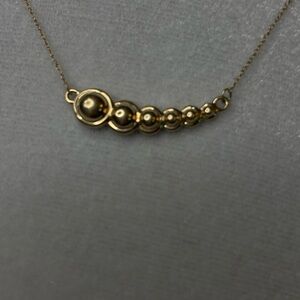 Super cute bubble design necklace